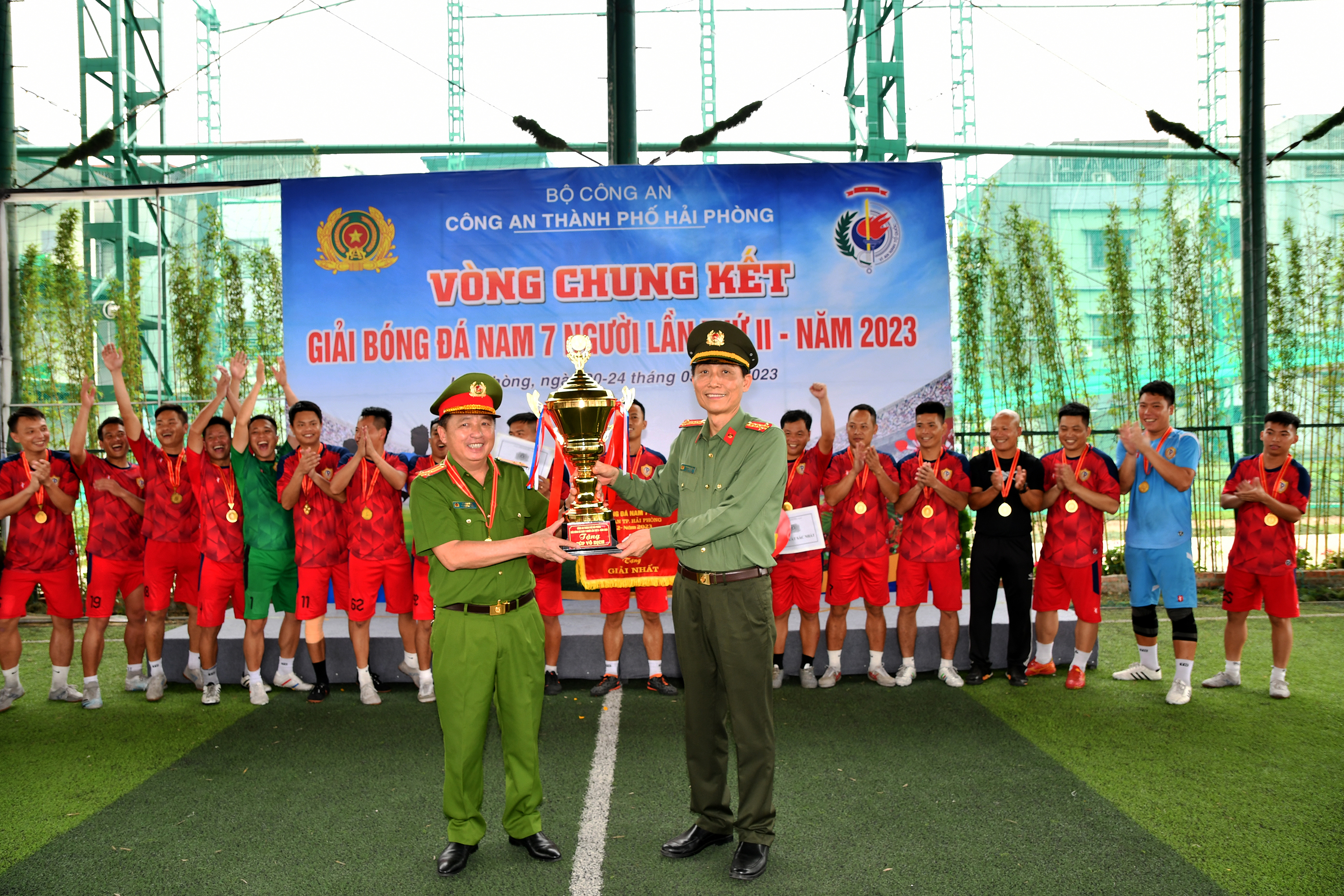 Giải bóng đá nam 7 người của Công an thành phố Hải Phòng: Phòng Cảnh sát PCCC&CNCH đạt giải nhất